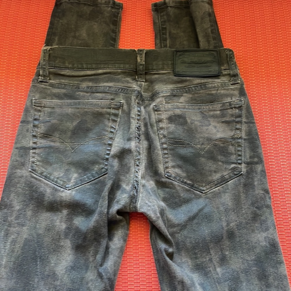 Polo Ralph Lauren Women skinny Camo distressed Jean size 26 waist